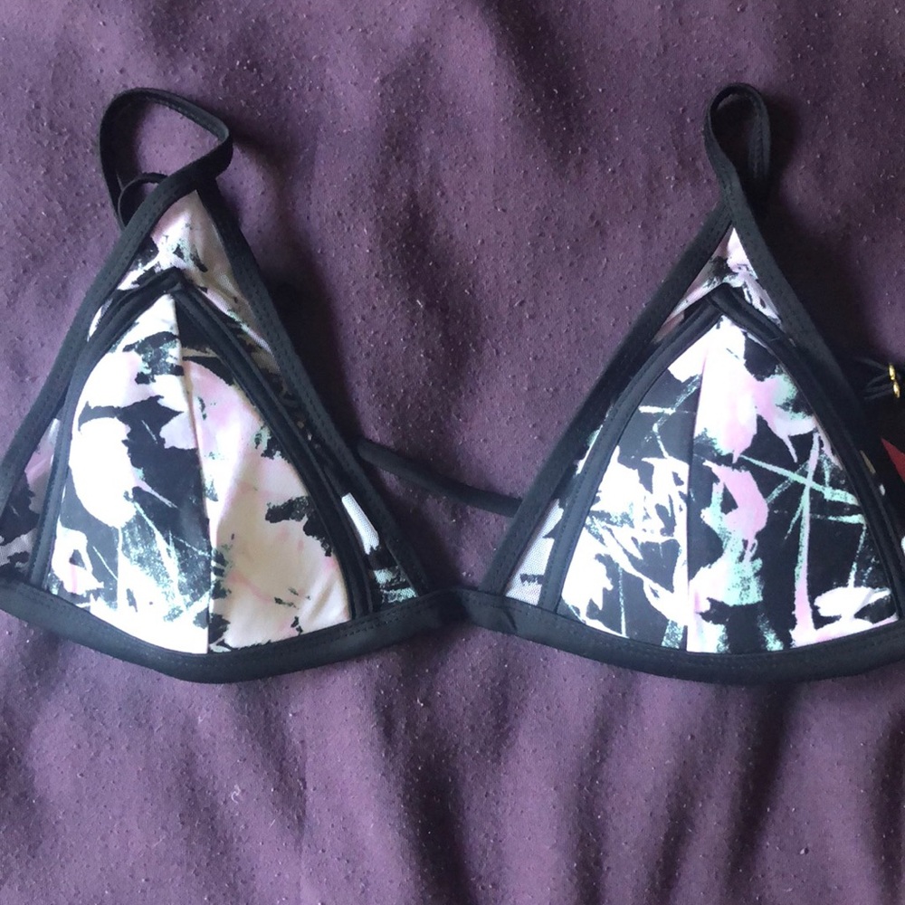 Bikini top